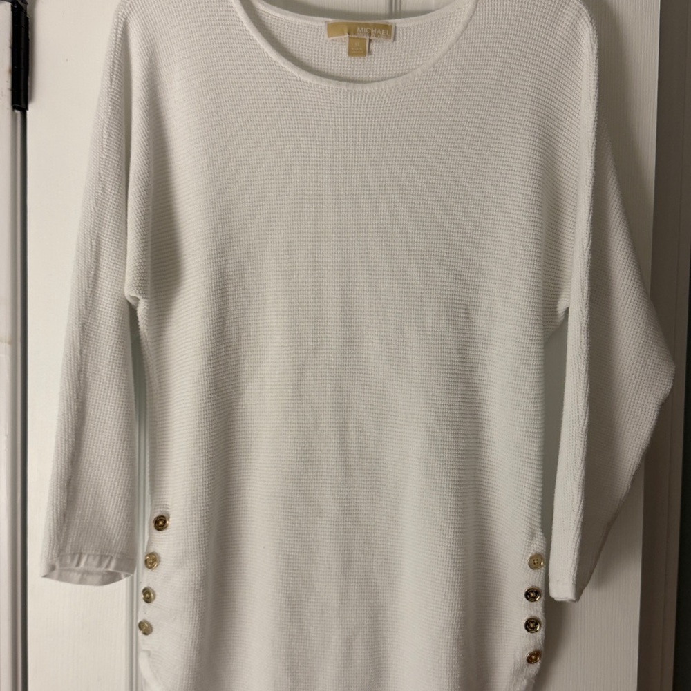 Michael Kors Ribbed Knit White Long Sleeve Top with Button Accents